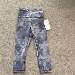 Align HR Crop 21” cross waist Lululemon